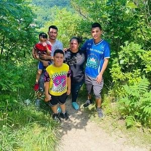 Meet your Posher, Juan antonio